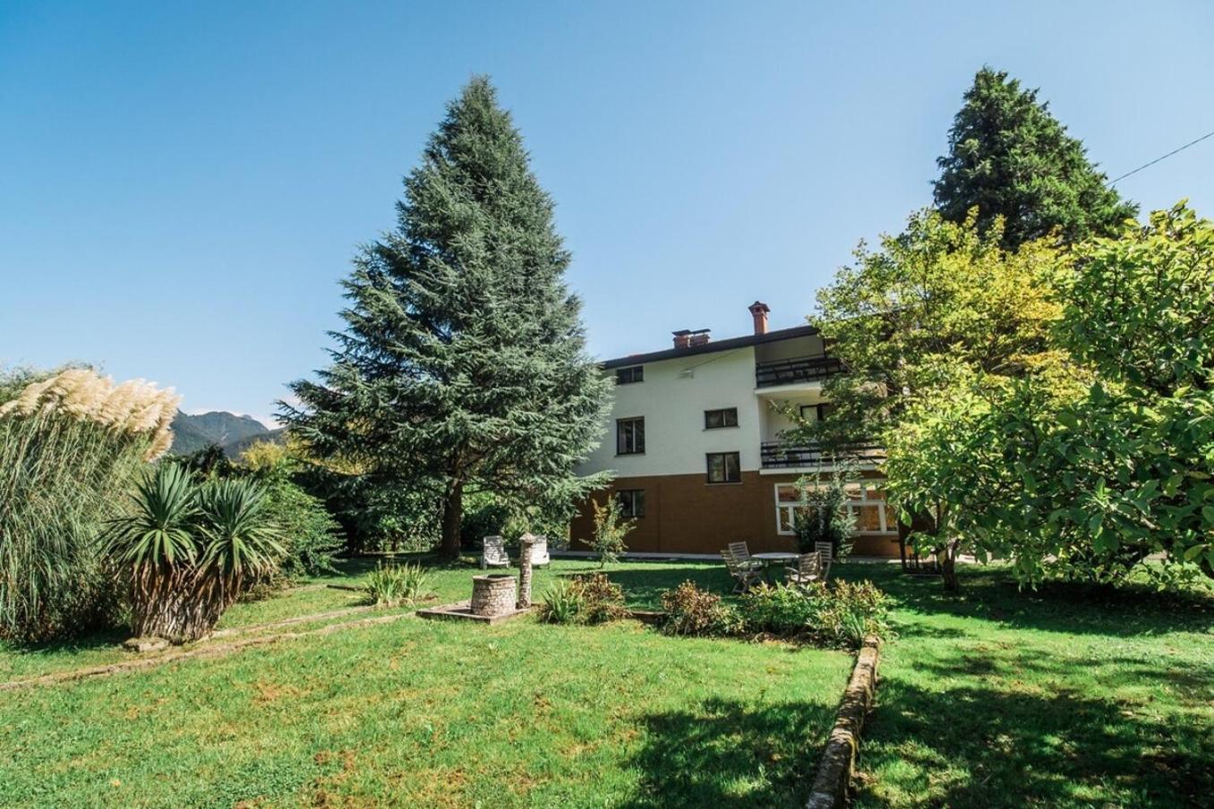 Vila Labod, Unique Villa At The Lake Most na Soči Zewnętrze zdjęcie